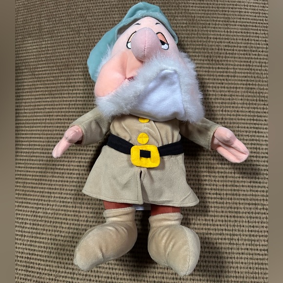 Vintage Sleepy Dwarf Disney Plush - Picture 5 of 11